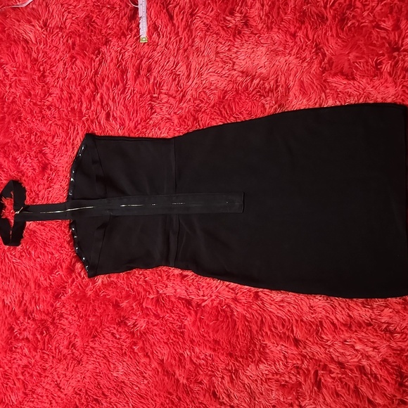 Dress - Picture 5 of 8